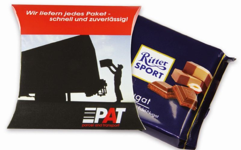 Čokoláda v papírové krabičce s potiskem