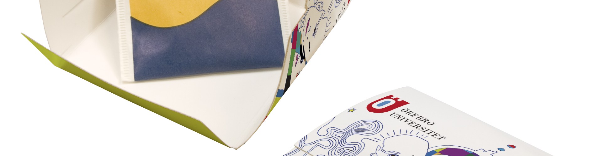 Čaj v papírové krabičce s potiskem