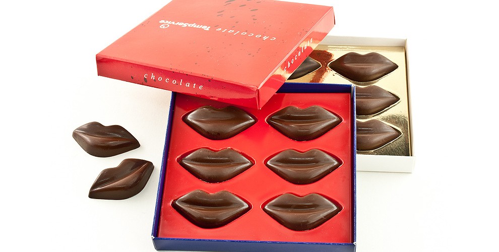 Čokoládové pusinky v reklamní krabičce