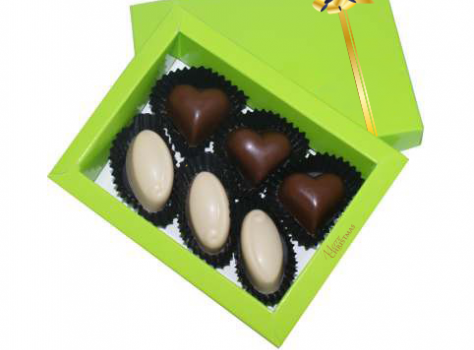 6 pralines in a box