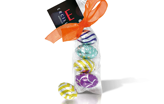 Bag with 4 eggs and ribbon