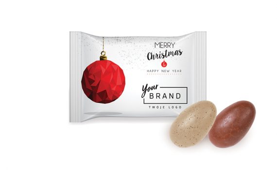 Almond in chocolate flow pack