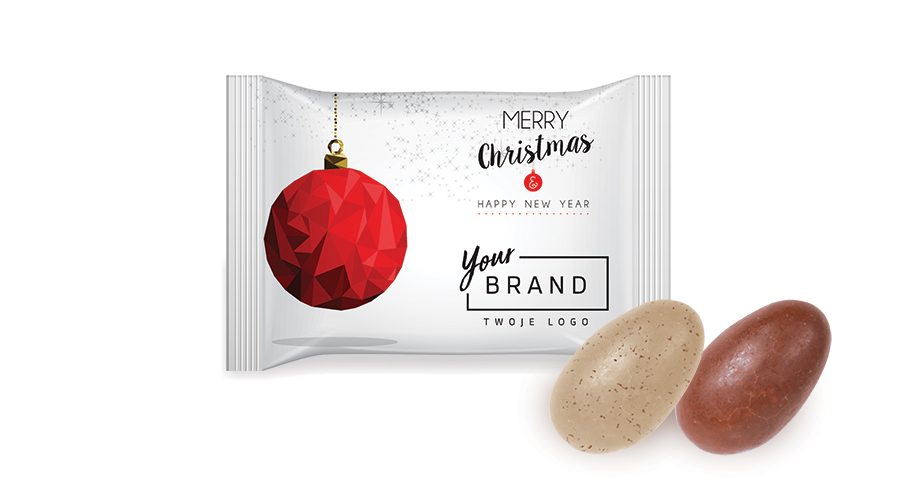 Almond in chocolate flow pack