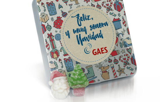 Christmas tin with christmas sweets