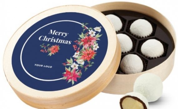 Snowballs in Wooden Box