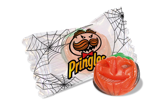 Flowpack candy with gummy pumpkin