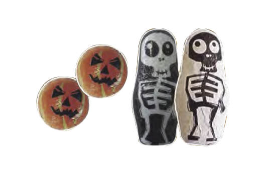 Pumpkin and skeleton of chocolate