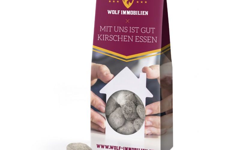 Cherries in dark chocolate in block bottom carton