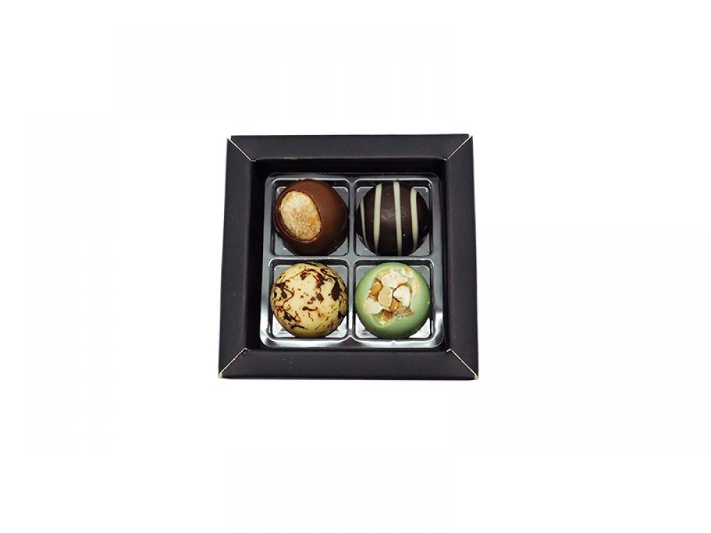 Triple mini box with chocolate