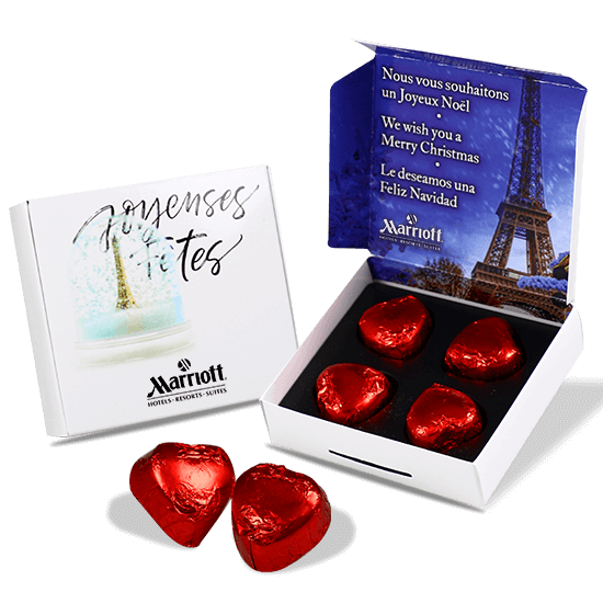 Box with 4 heart chocolates