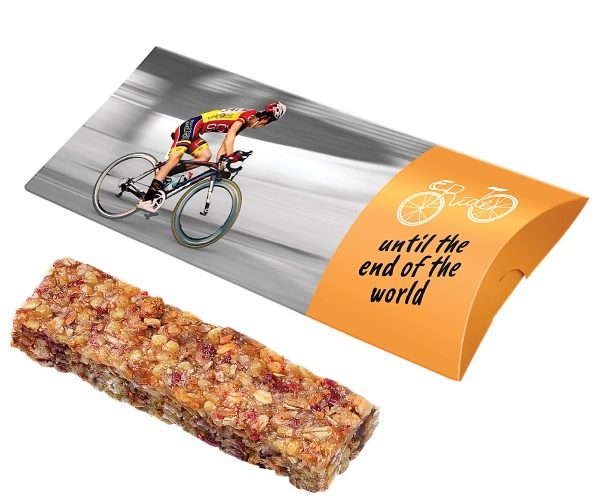 Muesli cereal bar with cranberry