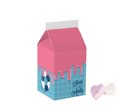 Promotion small milk pack with 100 g fruit hearts